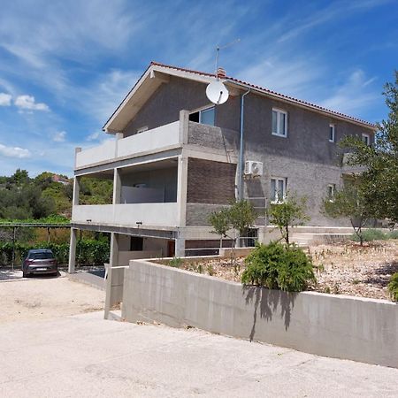Love Apartments Zečevo Екстериор снимка