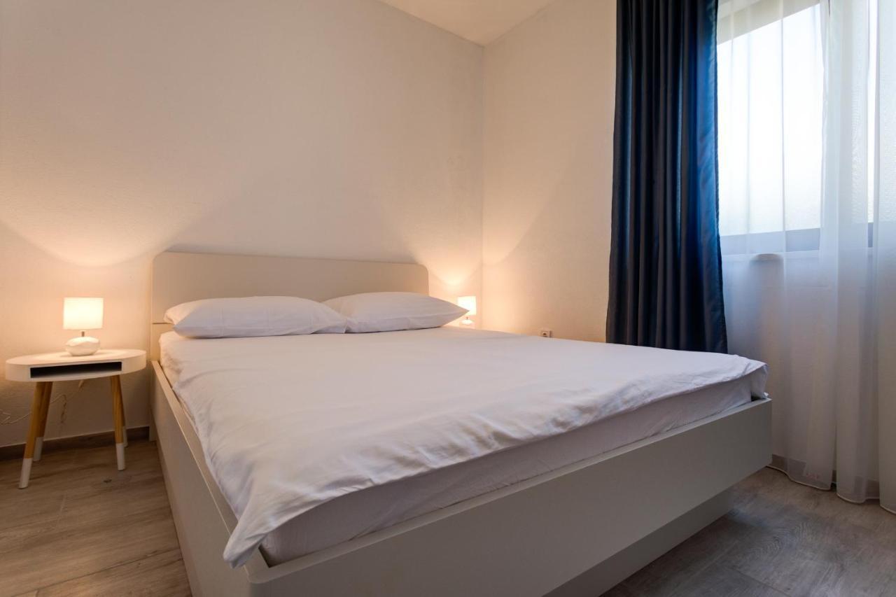 Love Apartments Zečevo Екстериор снимка