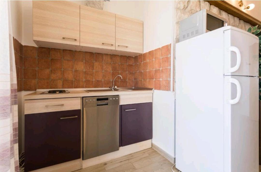 Love Apartments Zečevo Екстериор снимка