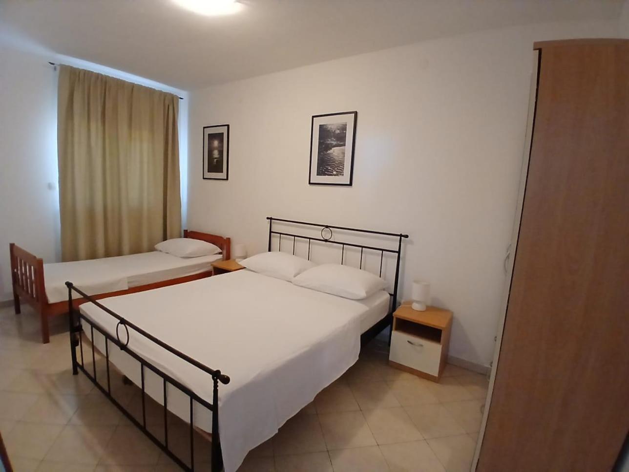 Love Apartments Zečevo Екстериор снимка
